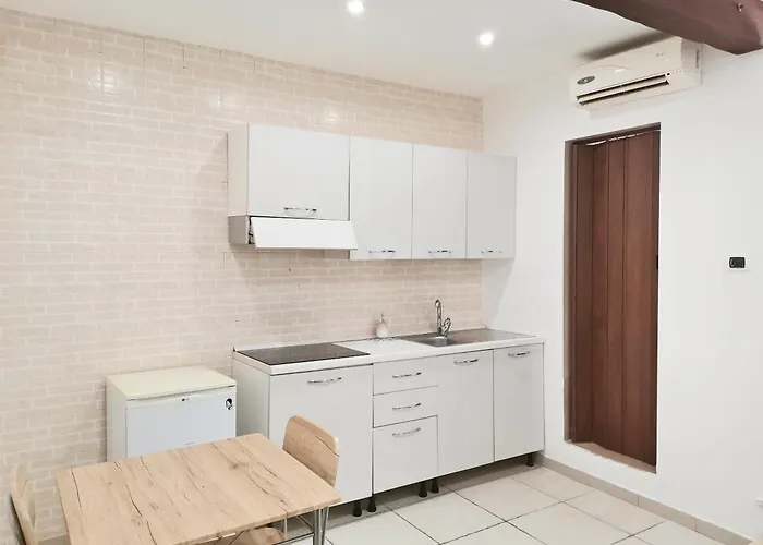 Rogadeo34 Appartement *